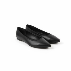 Bertuchi  Black Leather Pointed Toe Ballet Flats